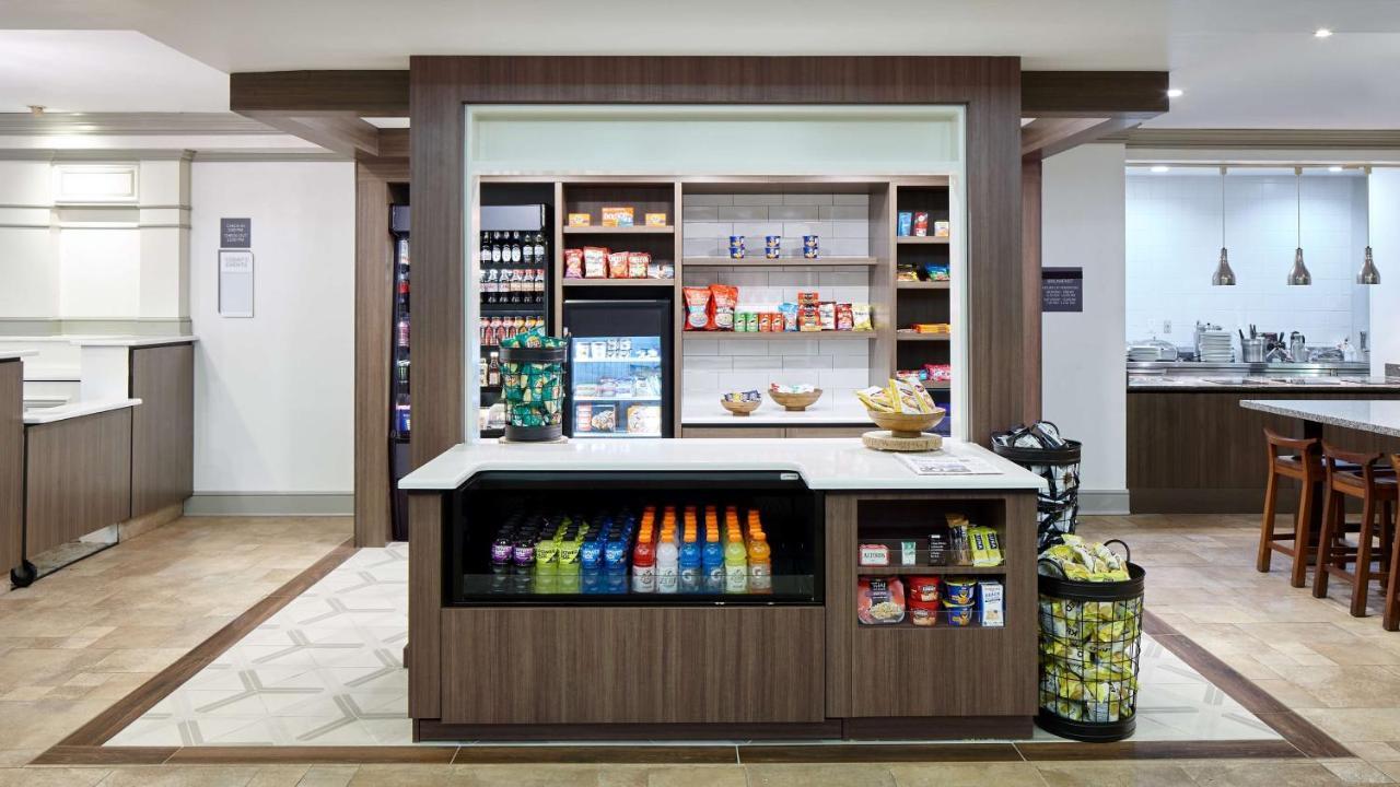 Hilton Garden Inn Меррилвилл Экстерьер фото