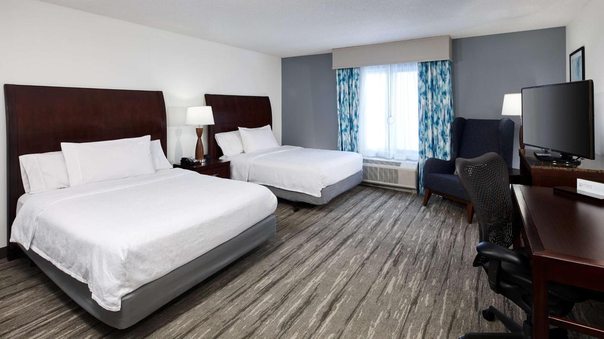 Hilton Garden Inn Меррилвилл Экстерьер фото