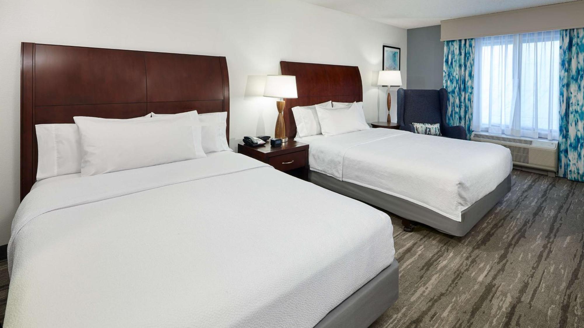 Hilton Garden Inn Меррилвилл Экстерьер фото